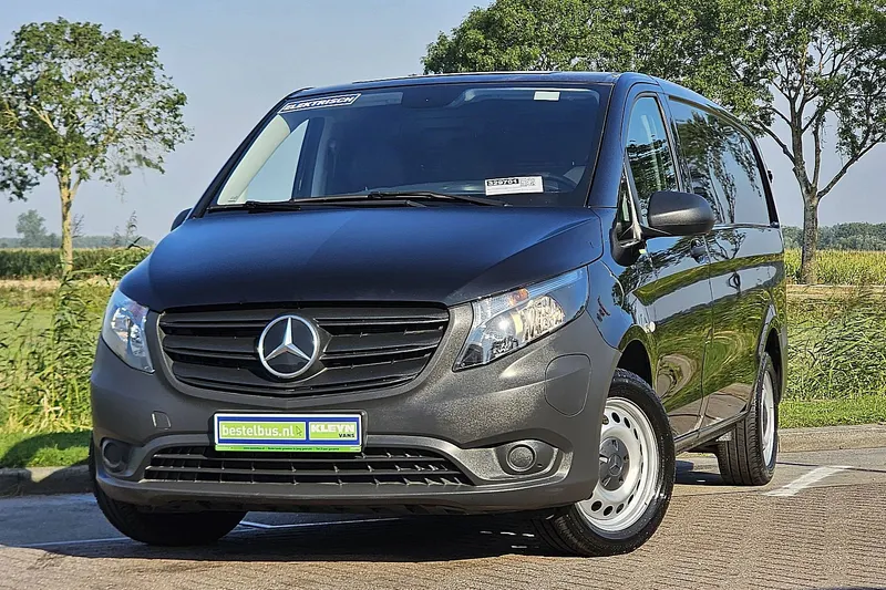 Mercedes-Benz eVito (2023)