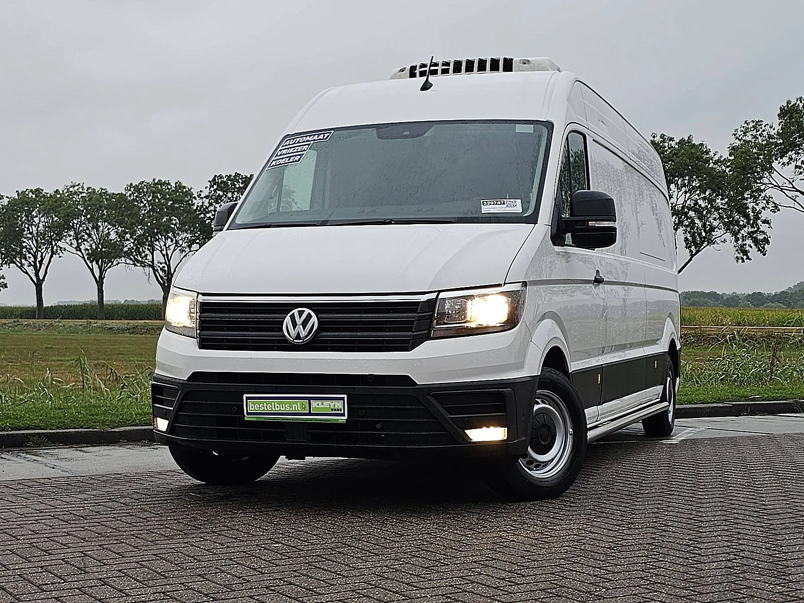 Volkswagen Crafter (2022) — foto 1