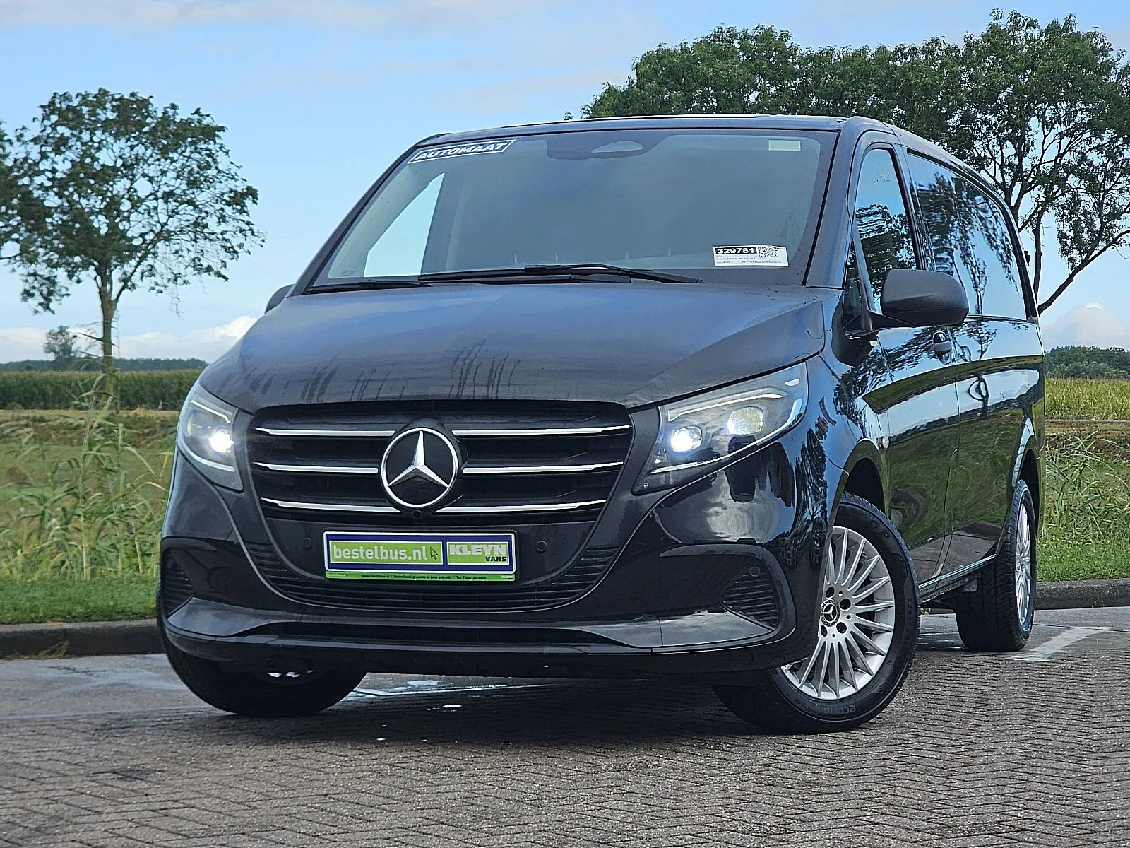 Mercedes-Benz Vito (2024) — foto 1