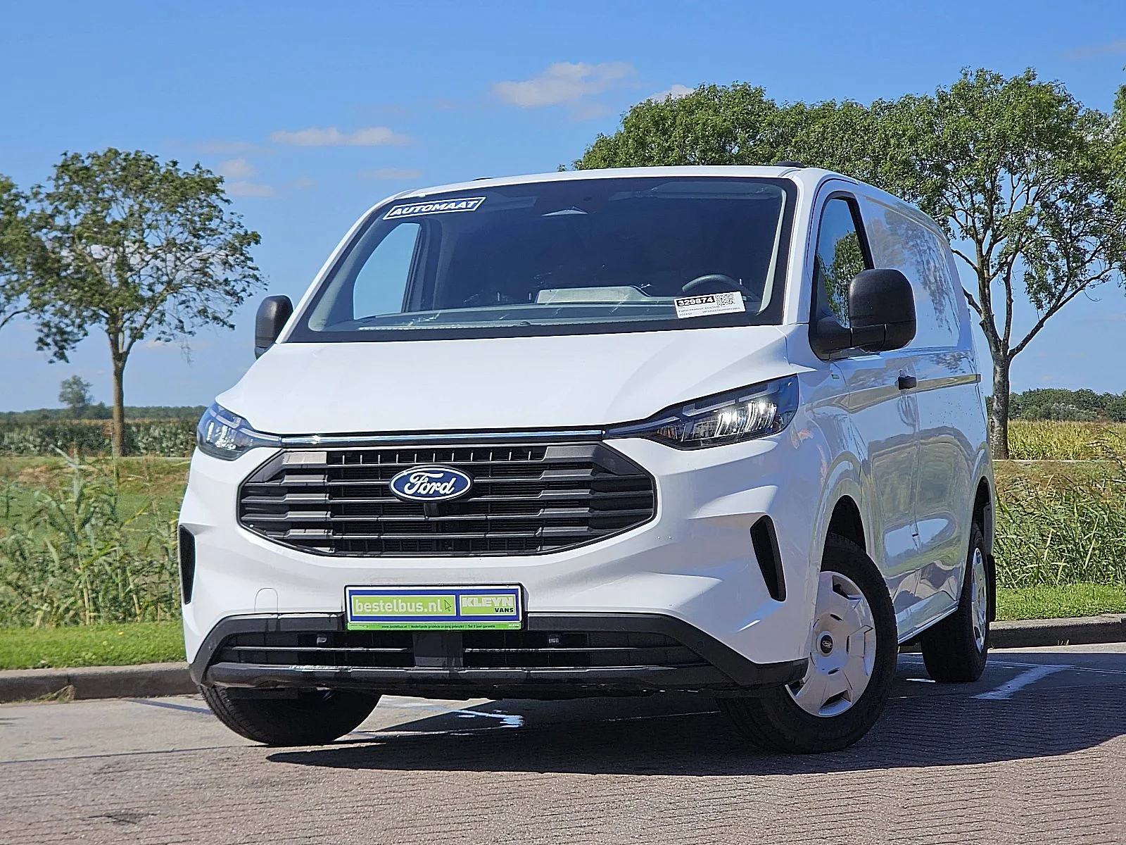 Ford Transit (2024) — foto 1