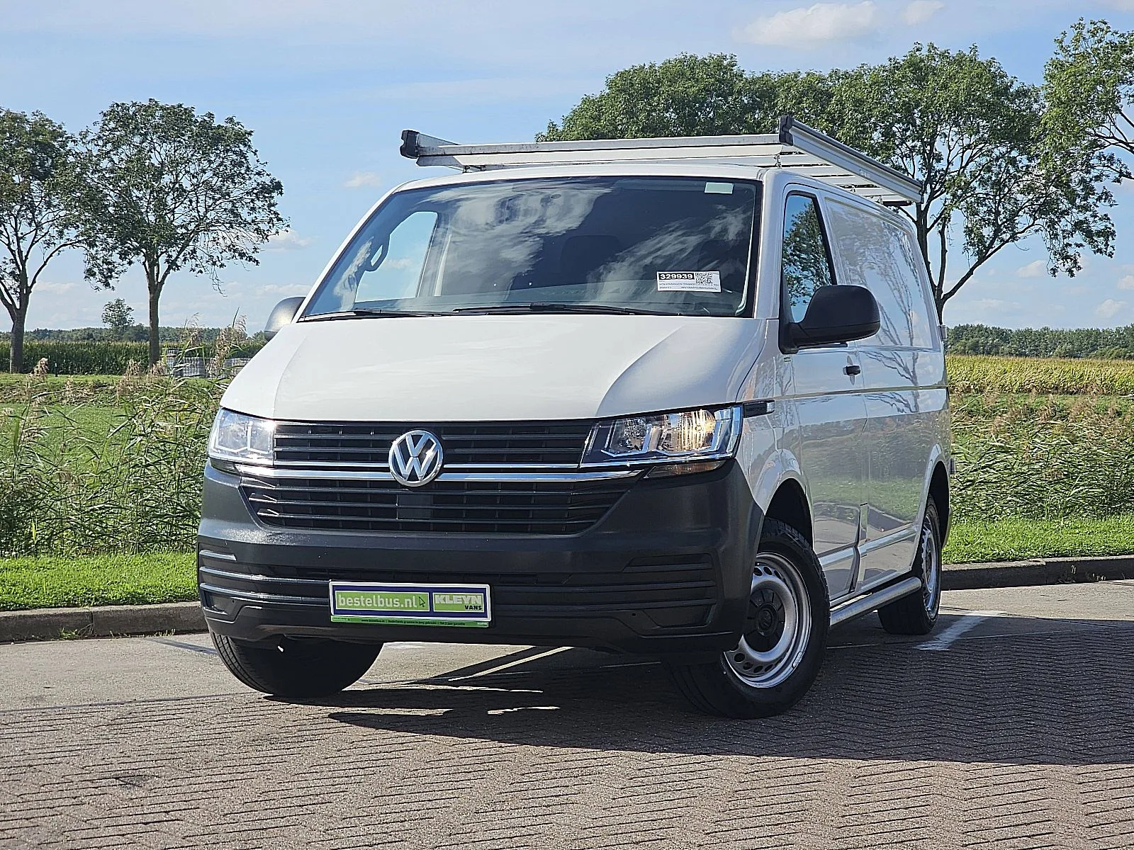 Volkswagen Transporter (2020) — foto 1