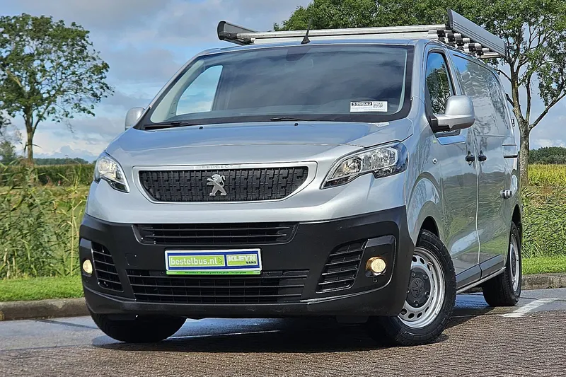 Peugeot Expert (2017)