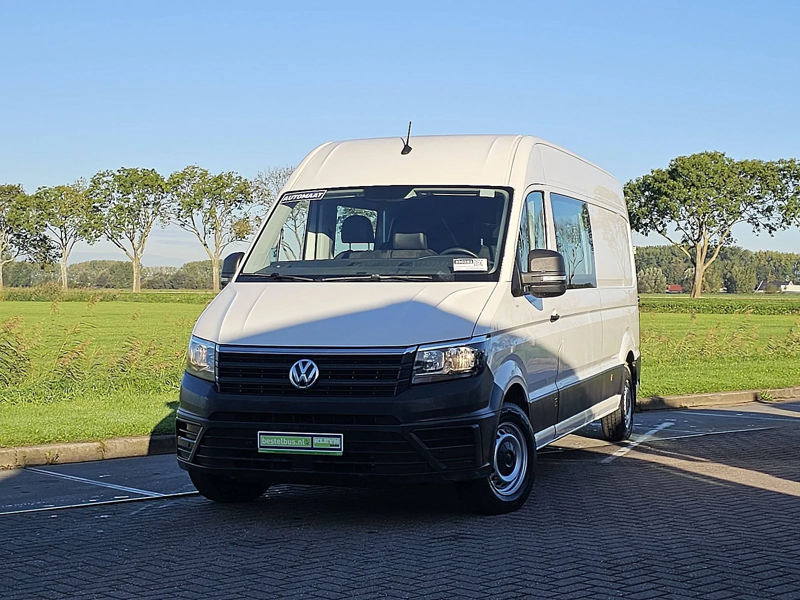 Volkswagen Crafter (2022) — foto 1