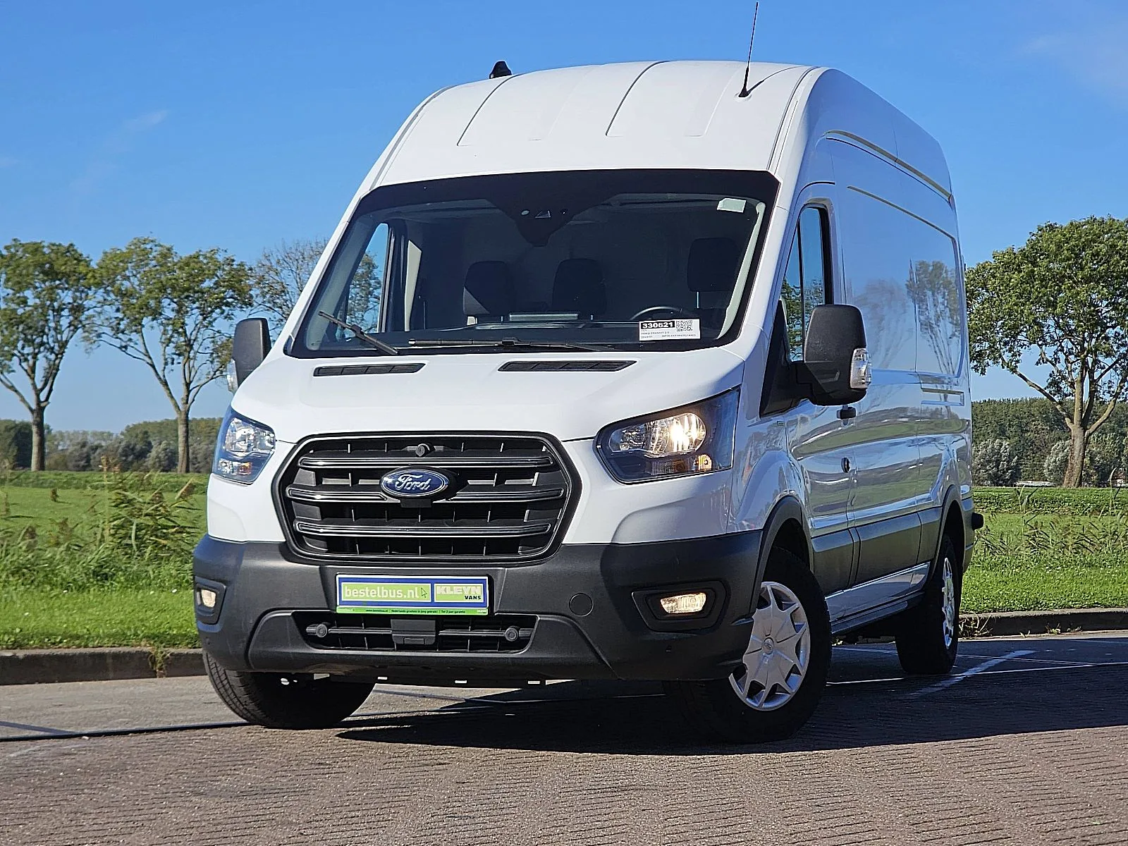 Ford Transit (2024) — foto 1