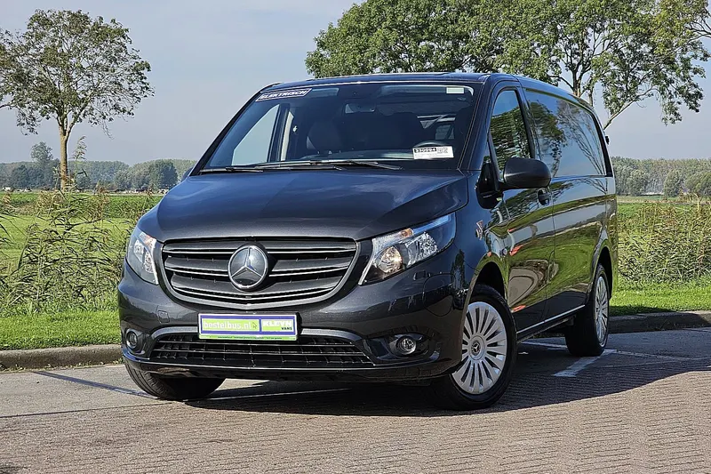 Mercedes-Benz eVito (2024)
