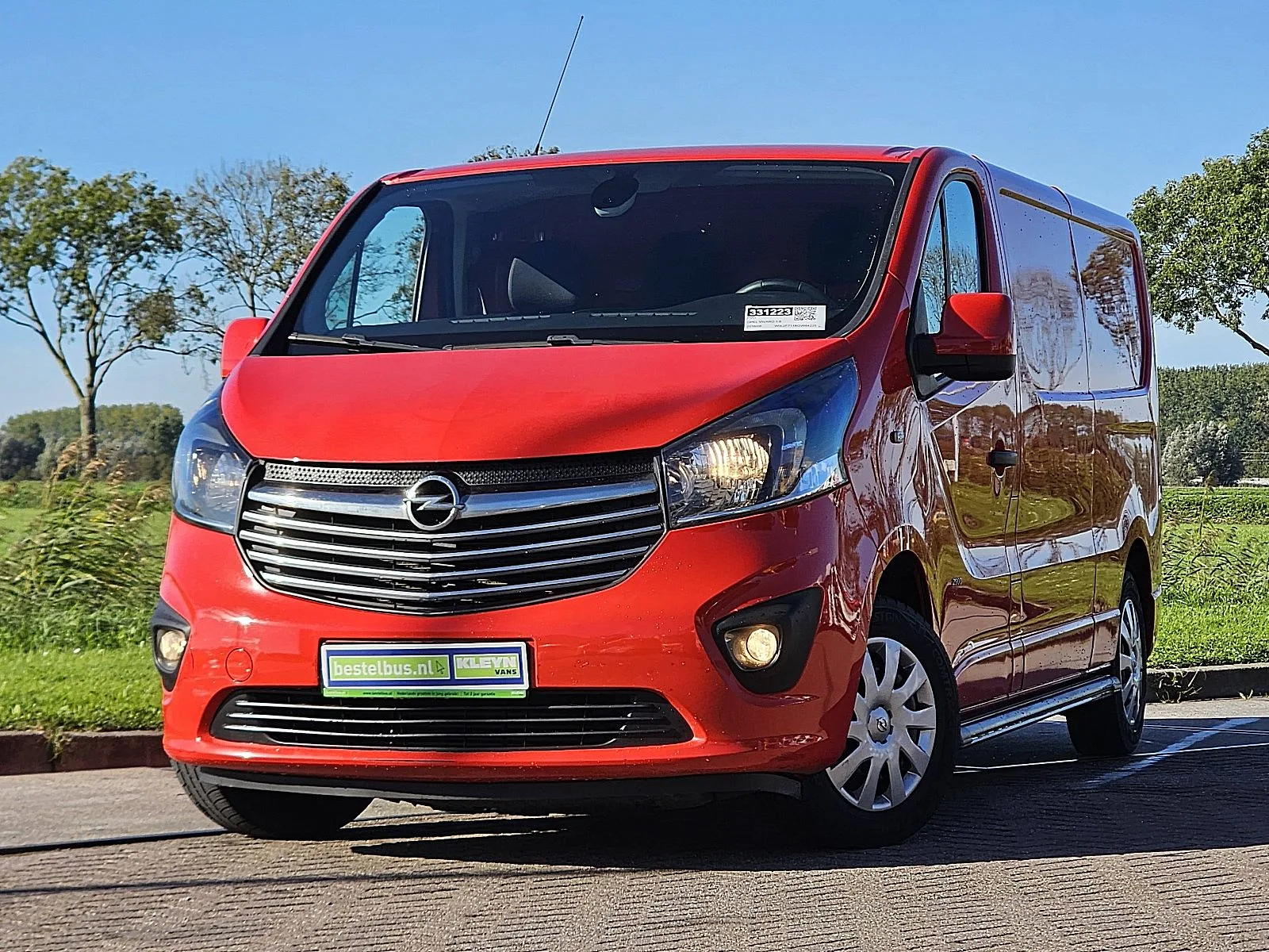 Opel Vivaro (2016) — foto 1