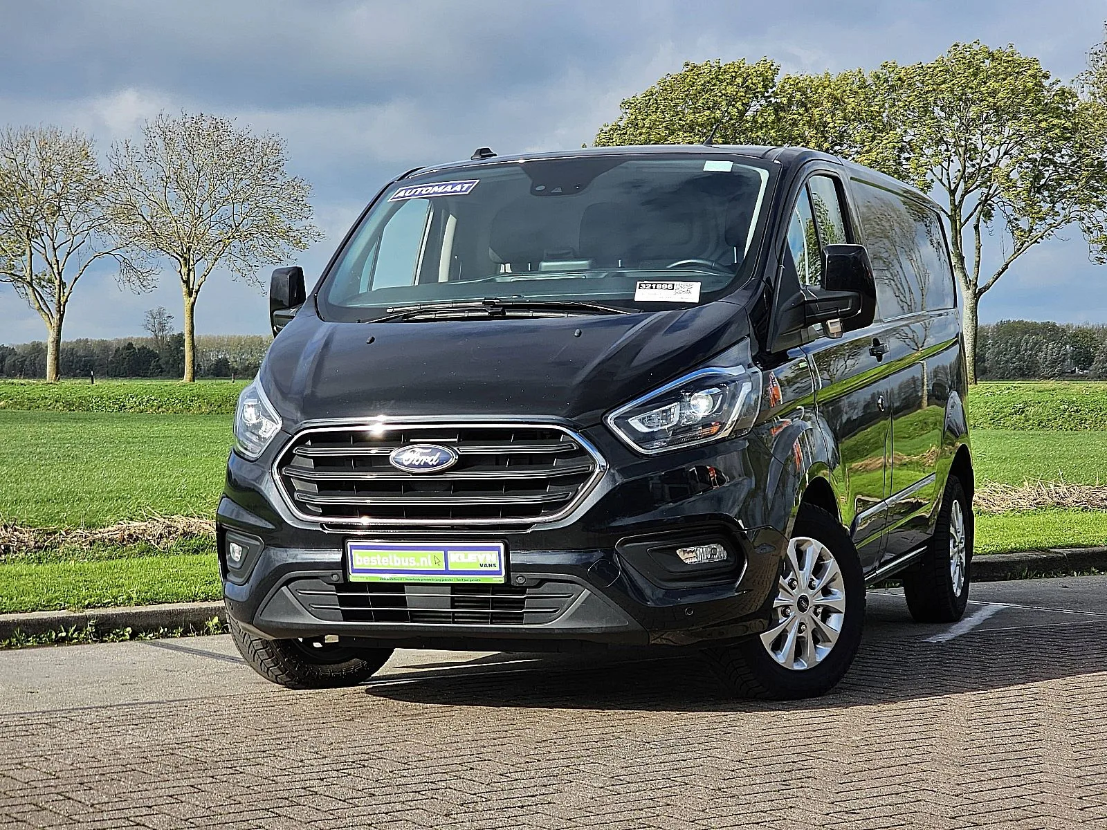 Ford Transit (2021) — foto 1