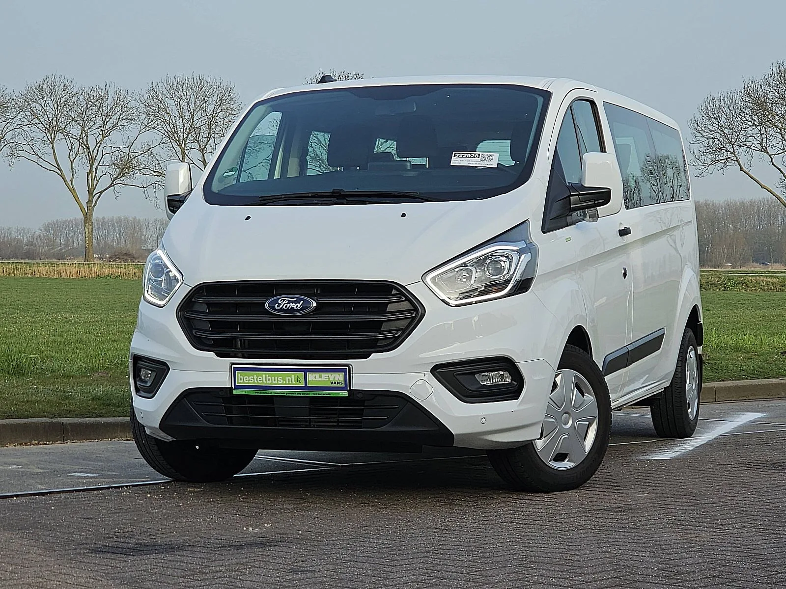 Ford Transit (2023) — foto 1
