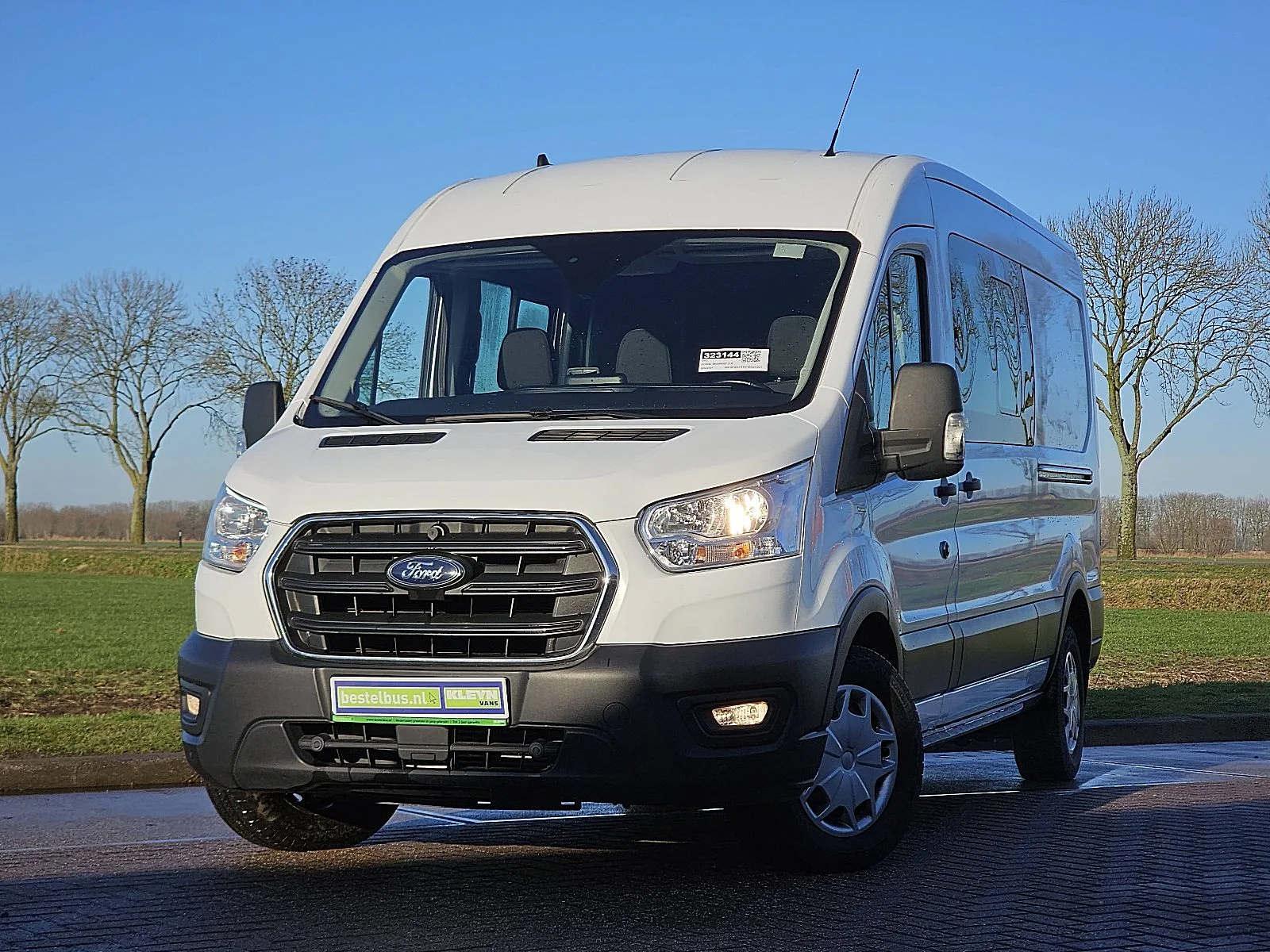 Ford Transit (2022) — foto 1