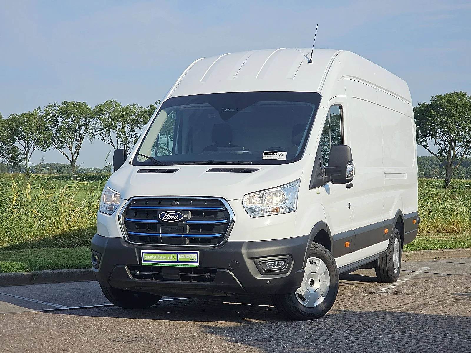 Ford E-Transit (2025) — foto 1