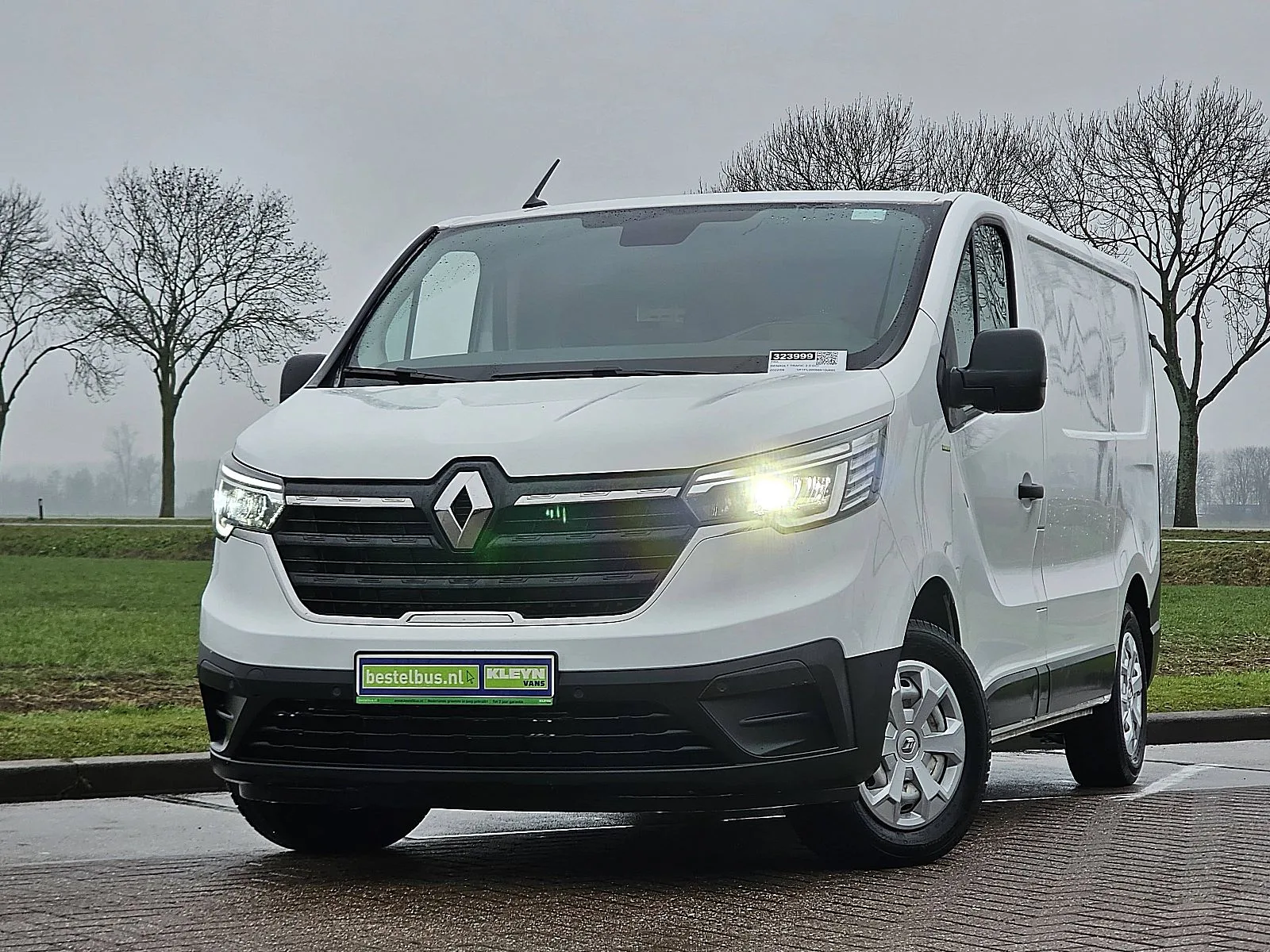 Renault Trafic (2022) — foto 1