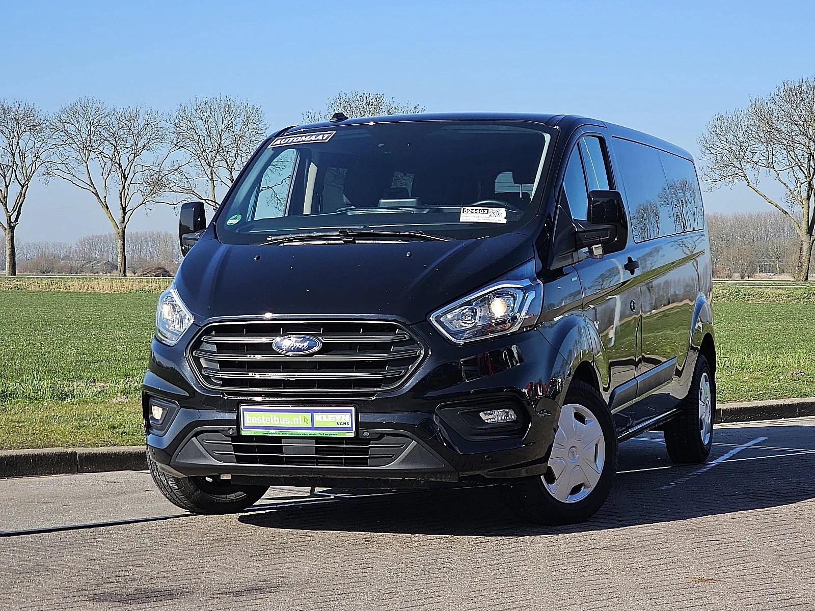 Ford Transit (2024) — foto 1