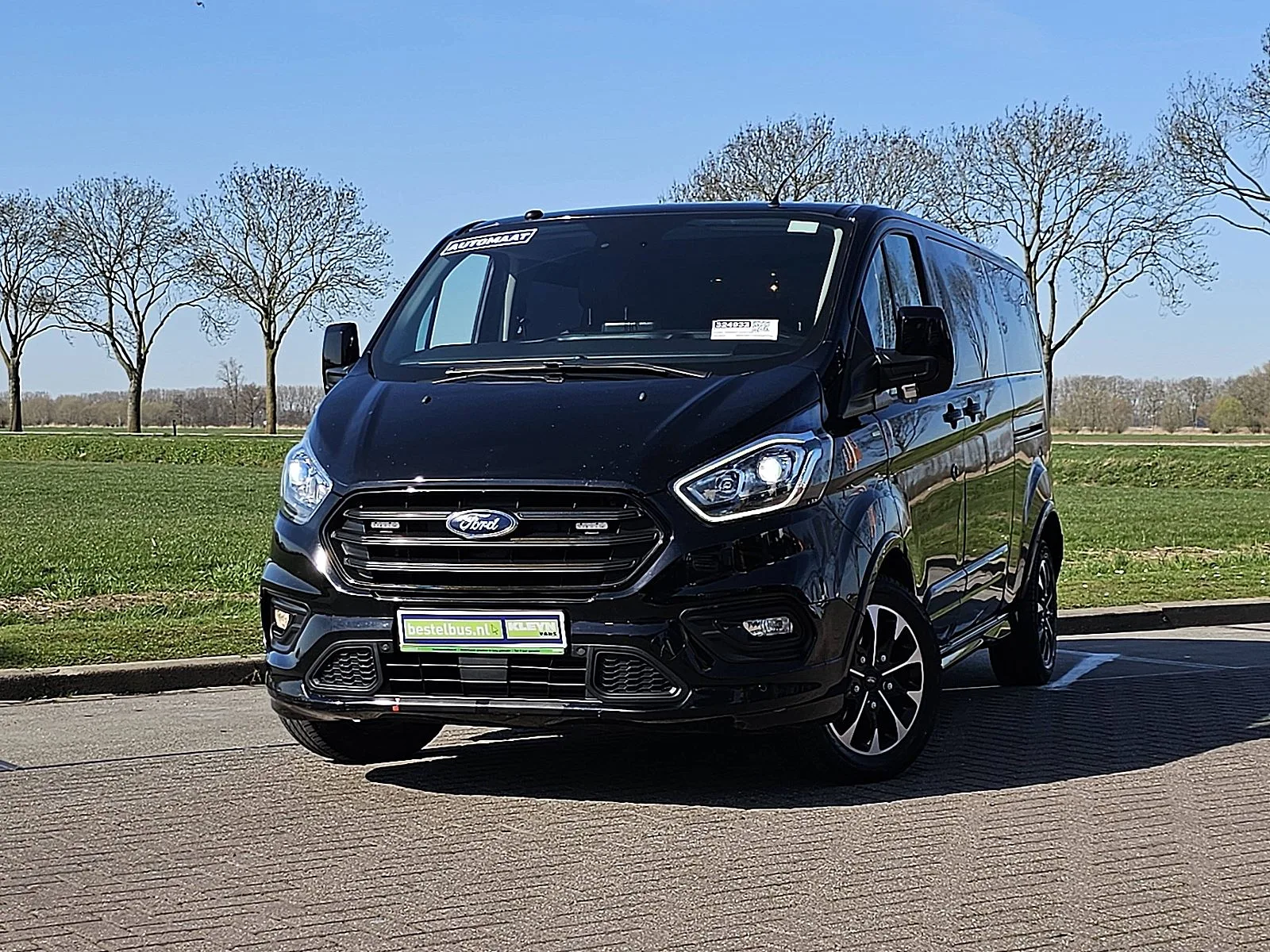 Ford Transit (2019) — foto 1