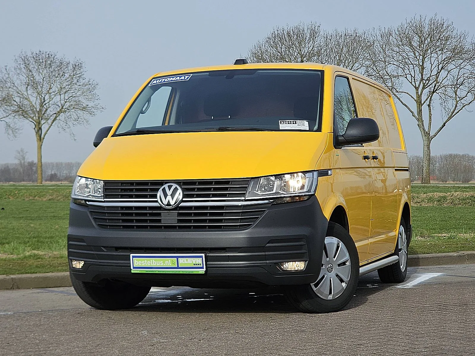 Volkswagen Transporter (2022) — foto 1