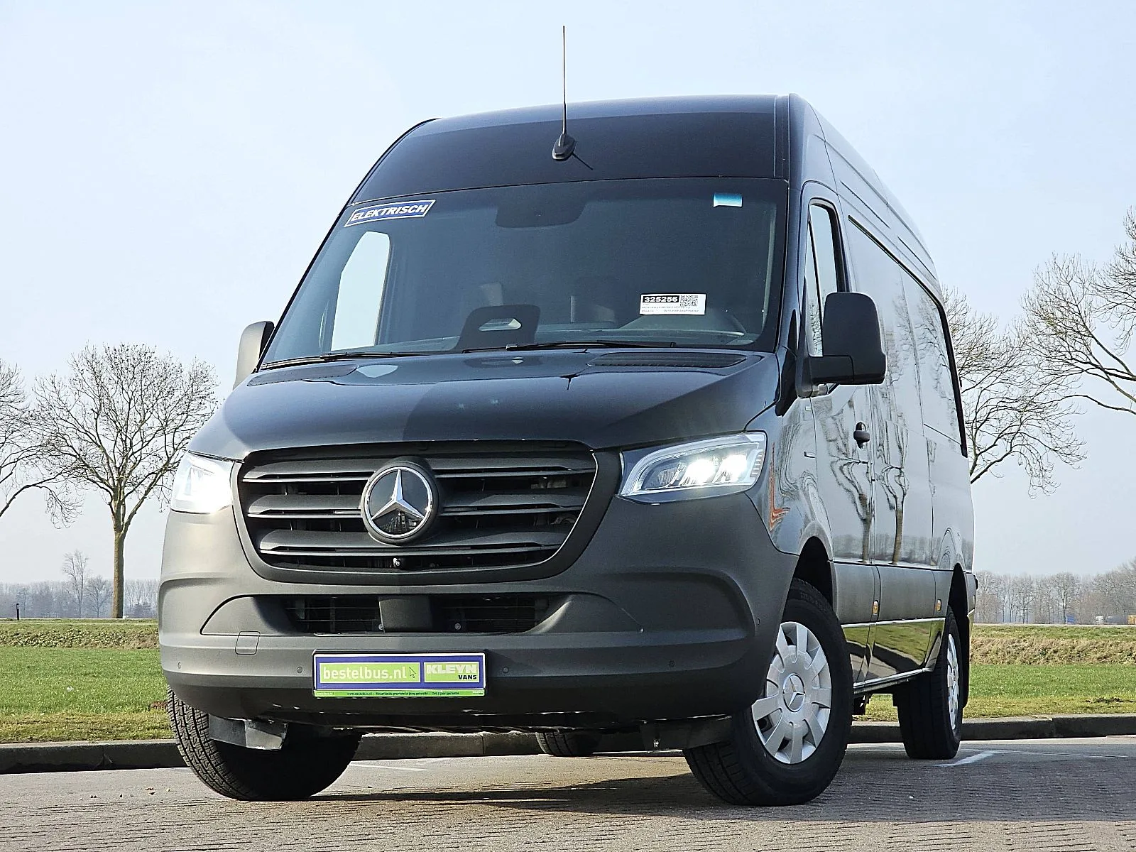 Mercedes-Benz eSprinter (2024) — foto 1