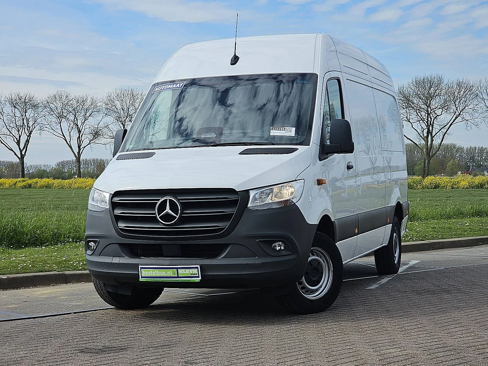Mercedes-Benz Sprinter (2024) — foto 1