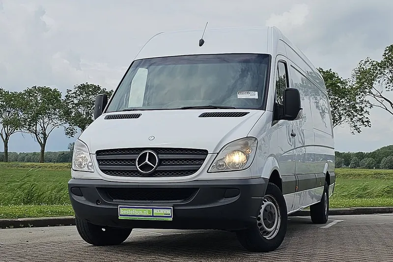 Mercedes-Benz Sprinter (2013)