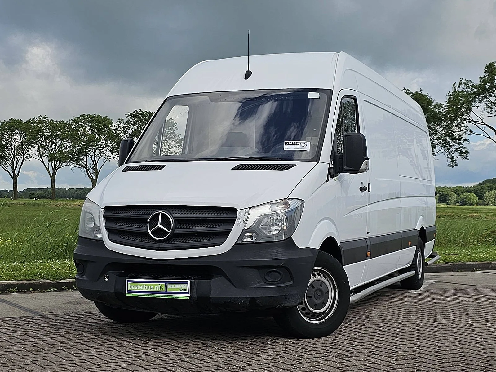 Mercedes-Benz Sprinter (2014) — foto 1