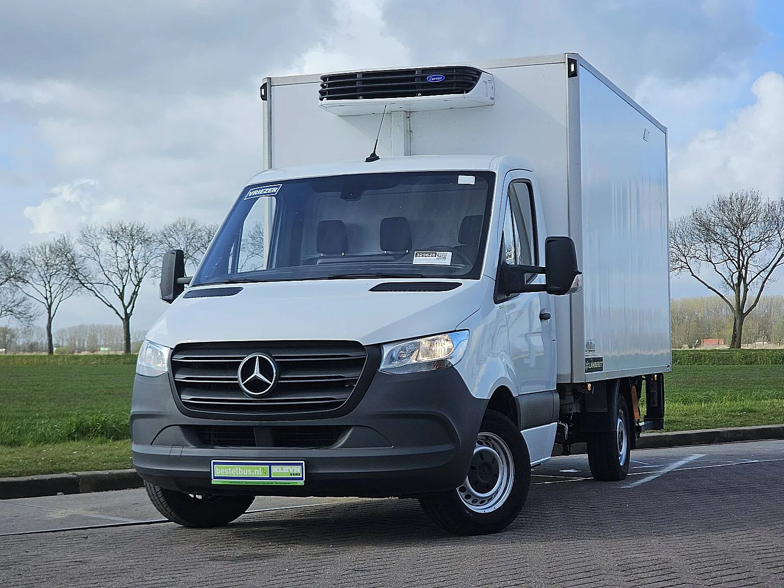 Mercedes-Benz Sprinter (2022) — foto 1