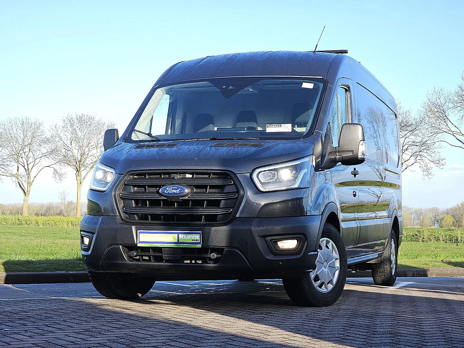 Ford Transit (2023) — foto 1