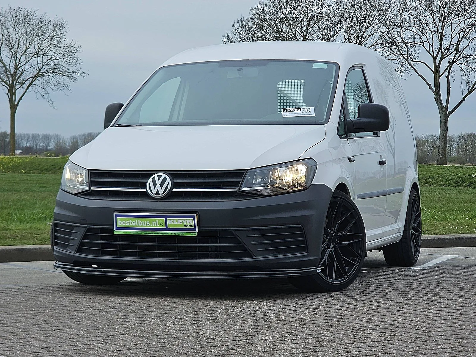 Volkswagen Caddy (2019) — foto 1