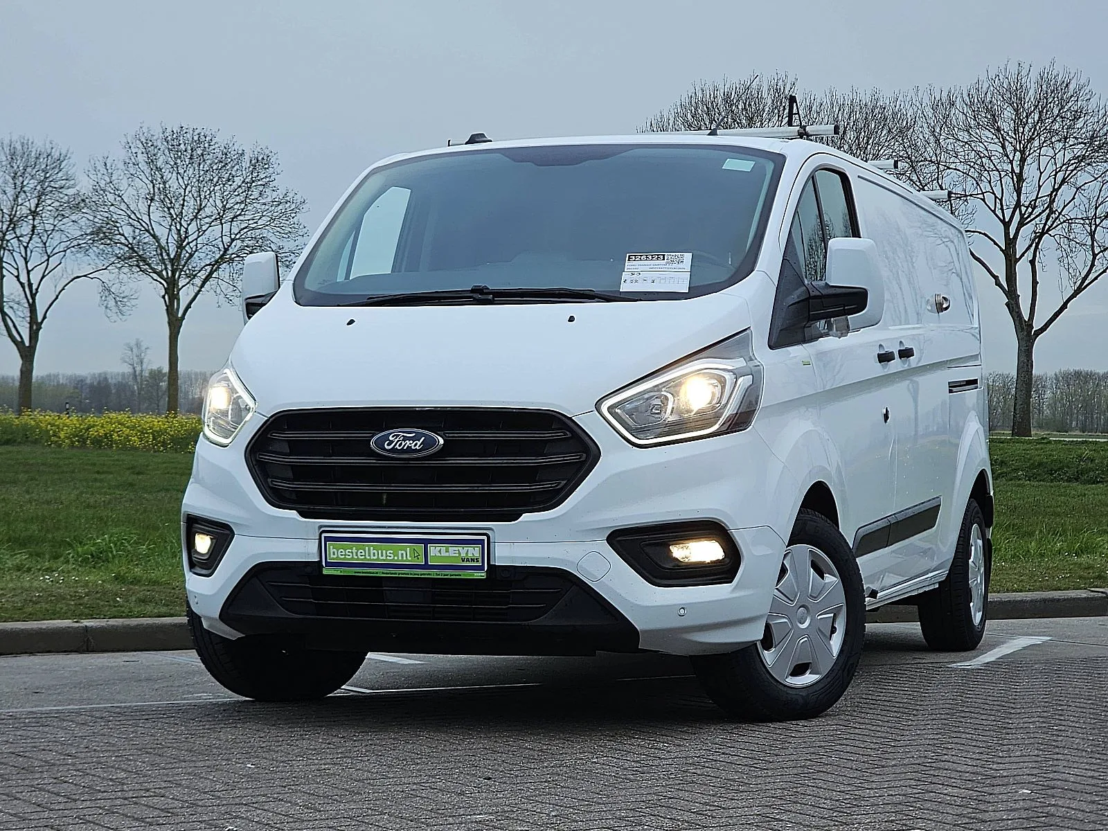 Ford Transit (2021) — foto 1
