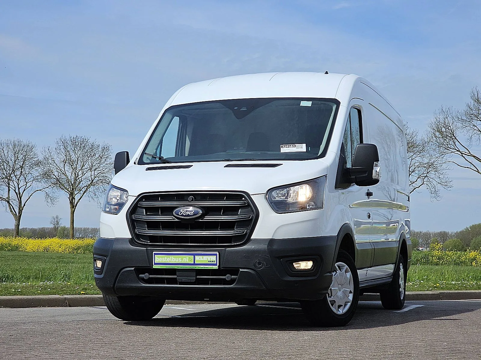 Ford Transit (2023) — foto 1