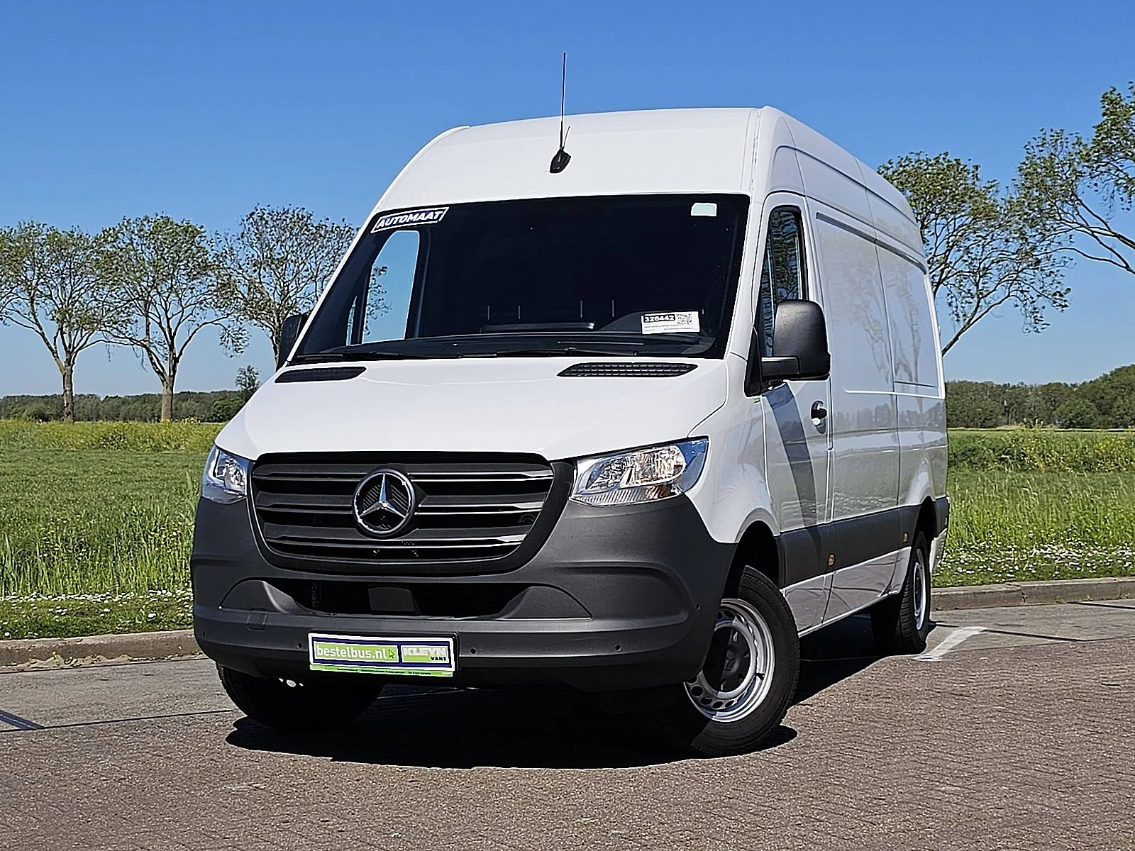 Mercedes-Benz Sprinter (2022) — foto 1