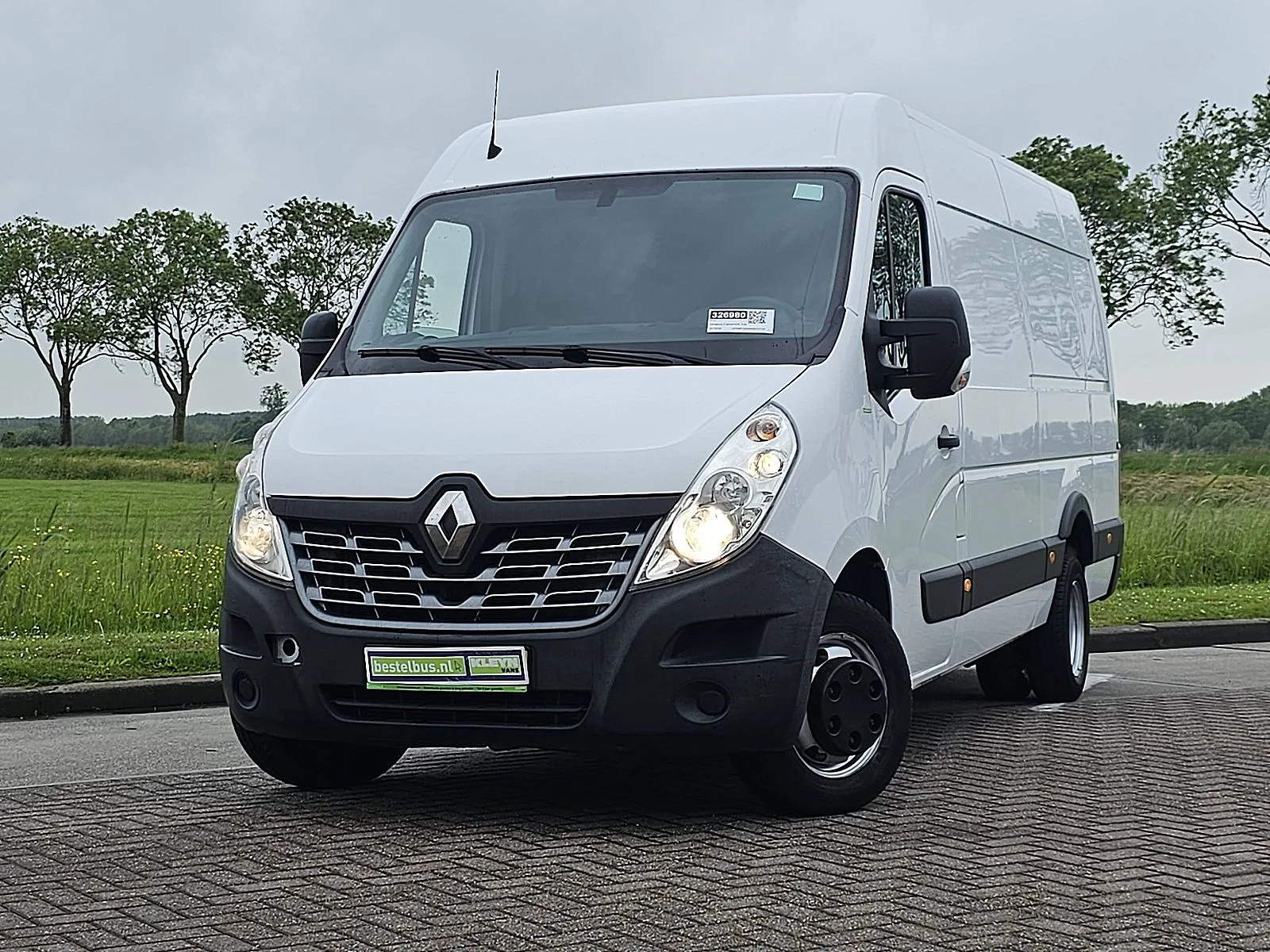 Renault Master (2018) — foto 1