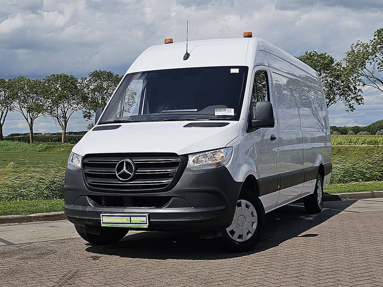 Mercedes-Benz Sprinter (2022) — foto 1