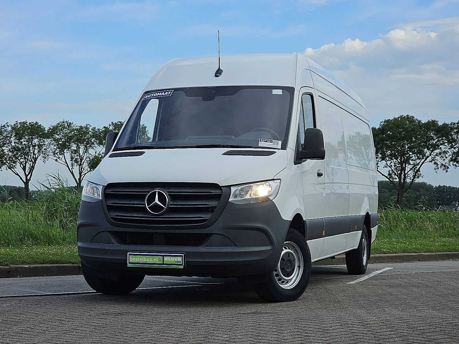 Mercedes-Benz Sprinter (2021) — foto 1
