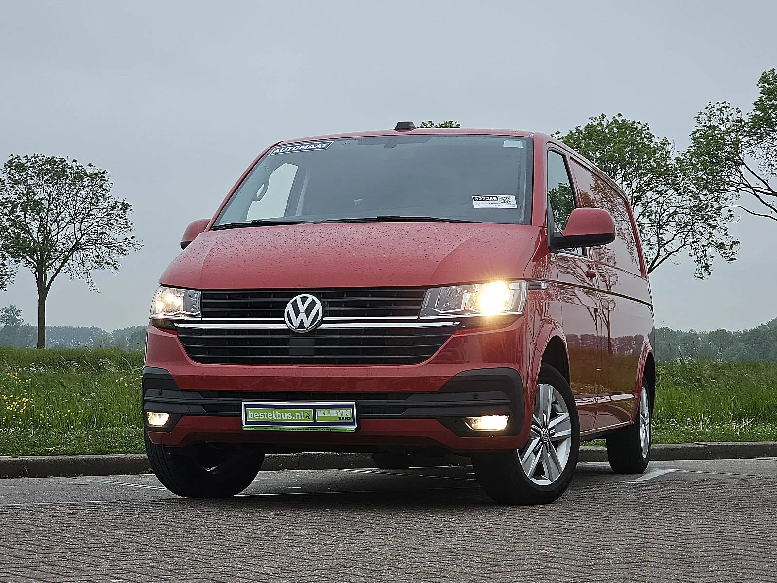 Volkswagen Transporter (2021) — foto 1