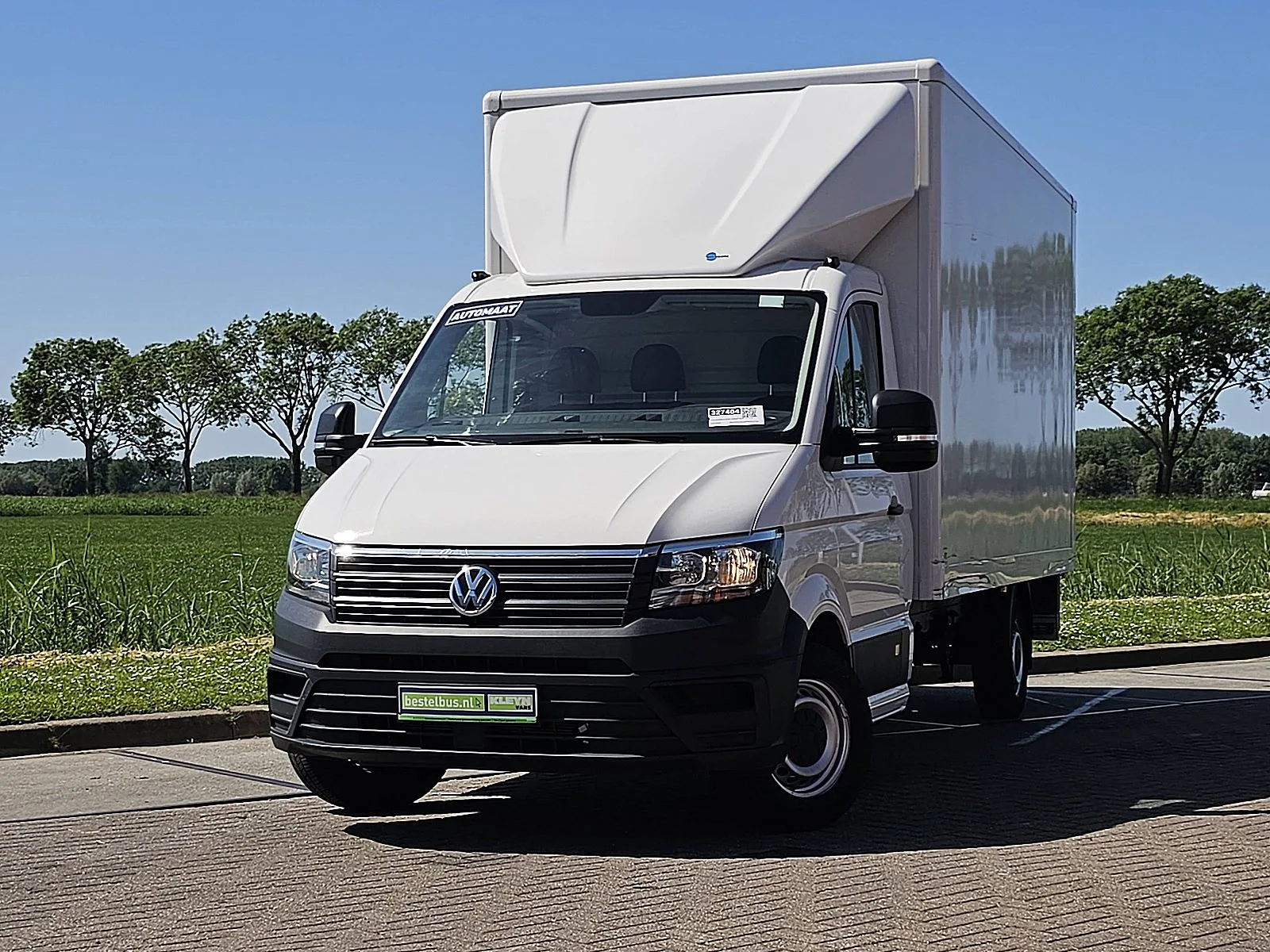 Volkswagen Crafter (2023) — foto 1
