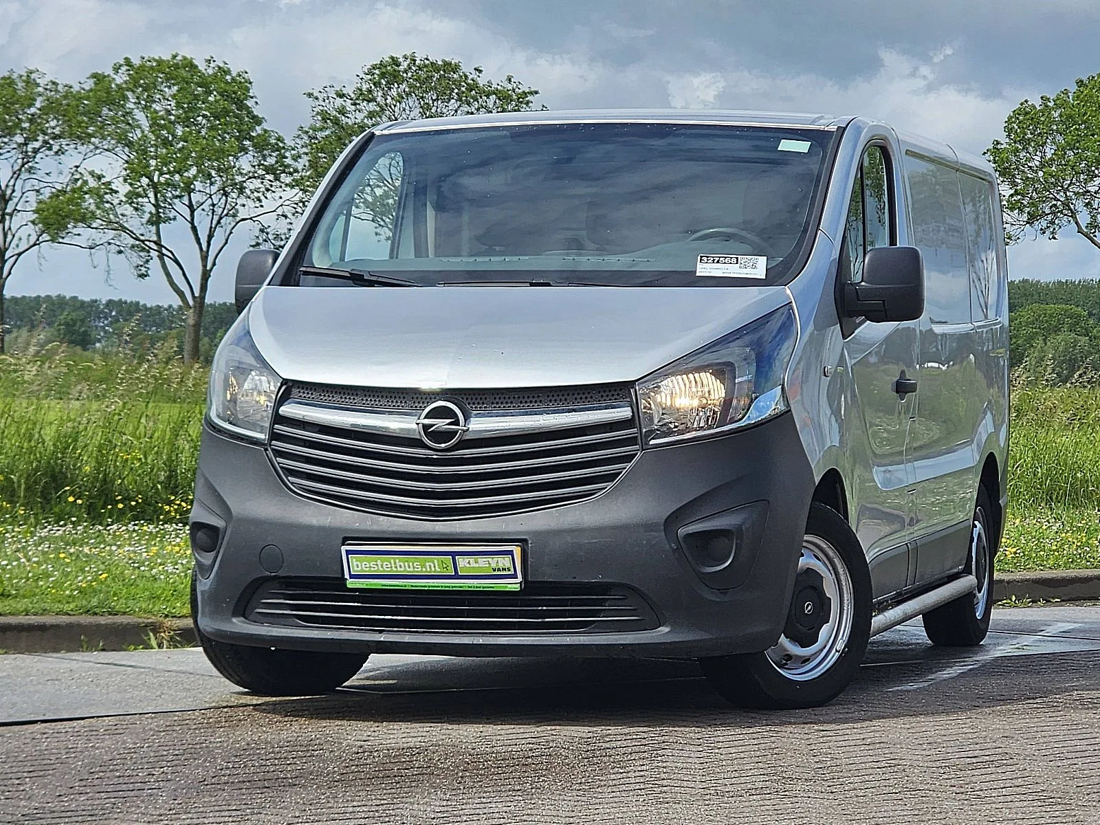 Opel Vivaro (2017) — foto 1