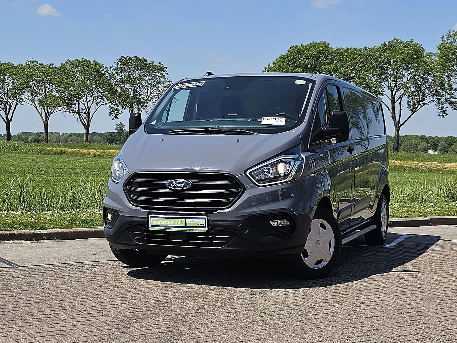 Ford Transit (2019) — foto 1