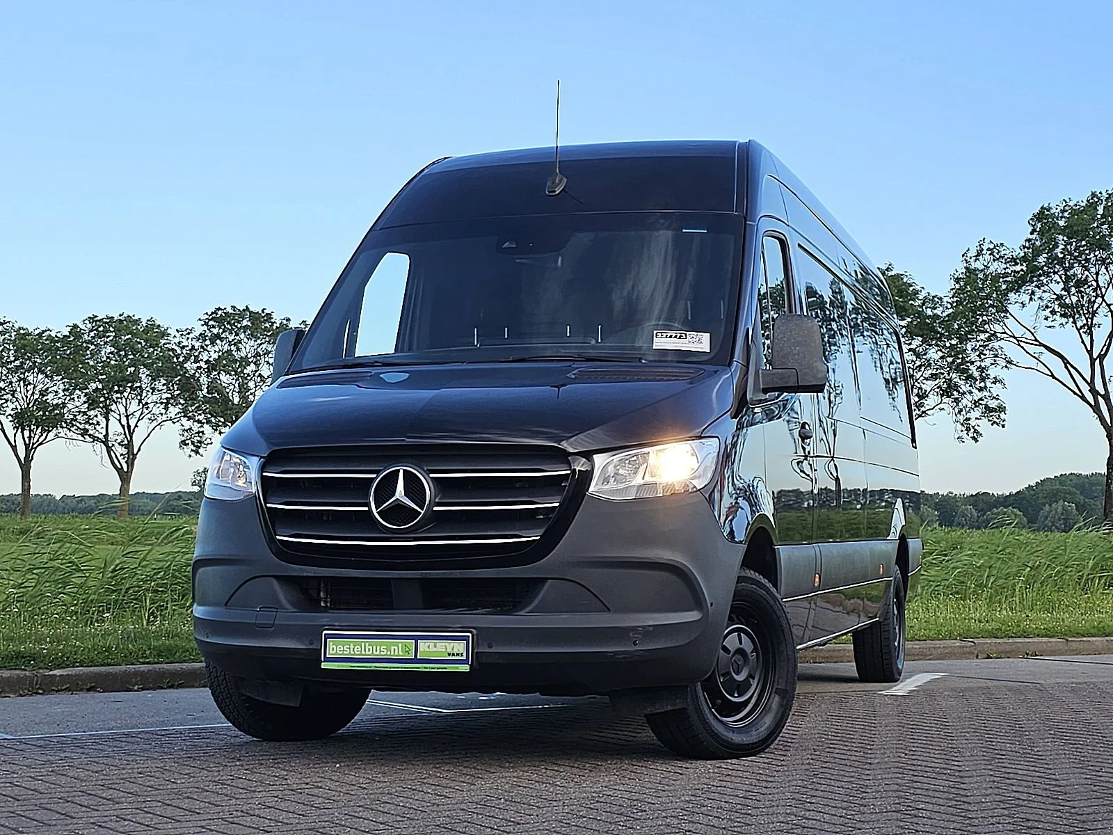 Mercedes-Benz Sprinter (2021) — foto 1