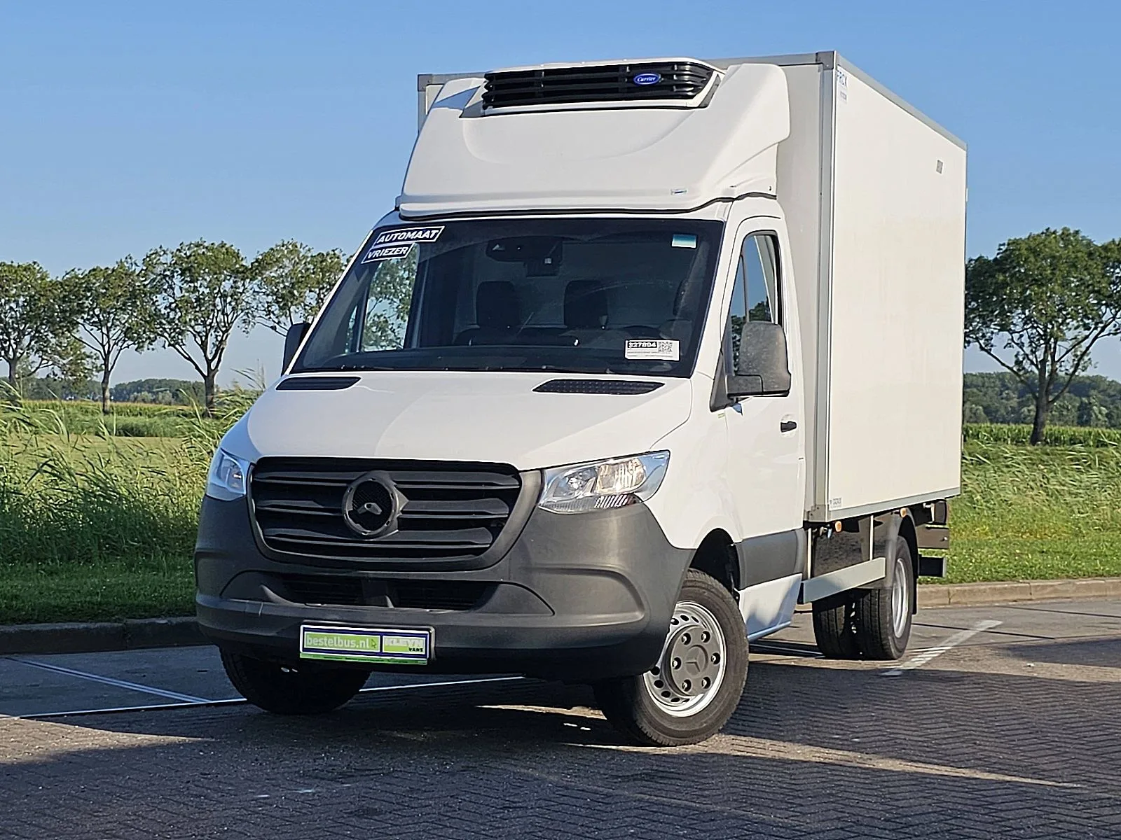 Mercedes-Benz Sprinter (2022) — foto 1