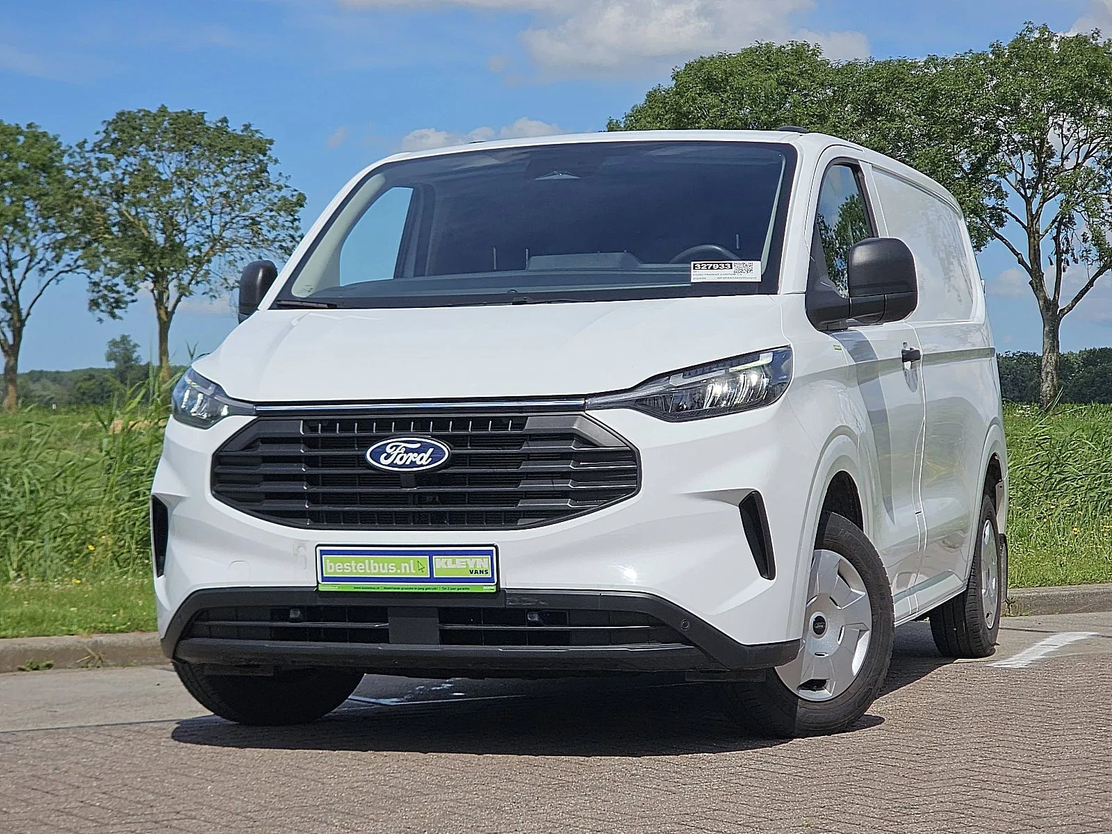Ford Transit (2024) — foto 1