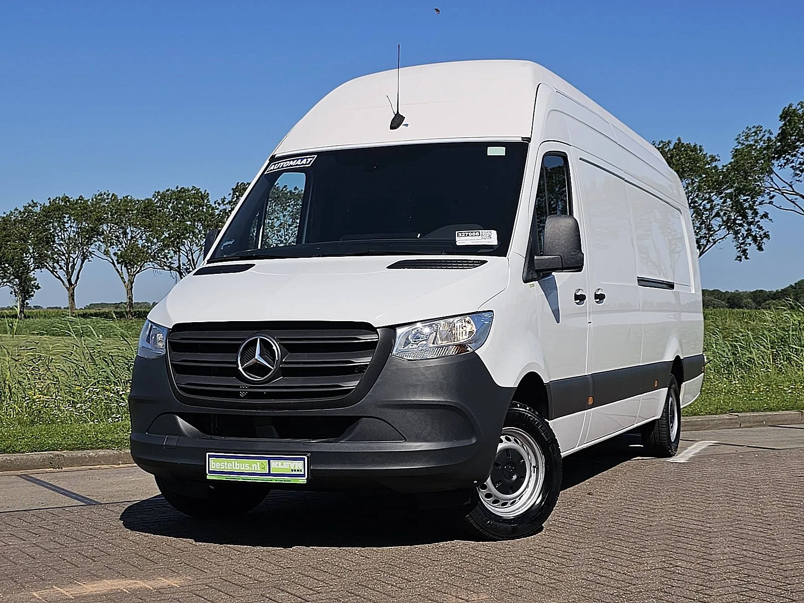 Mercedes-Benz Sprinter (2022) — foto 1