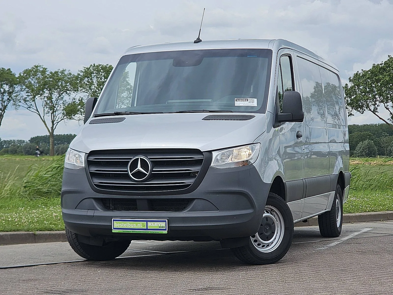 Mercedes-Benz Sprinter (2021) — foto 1