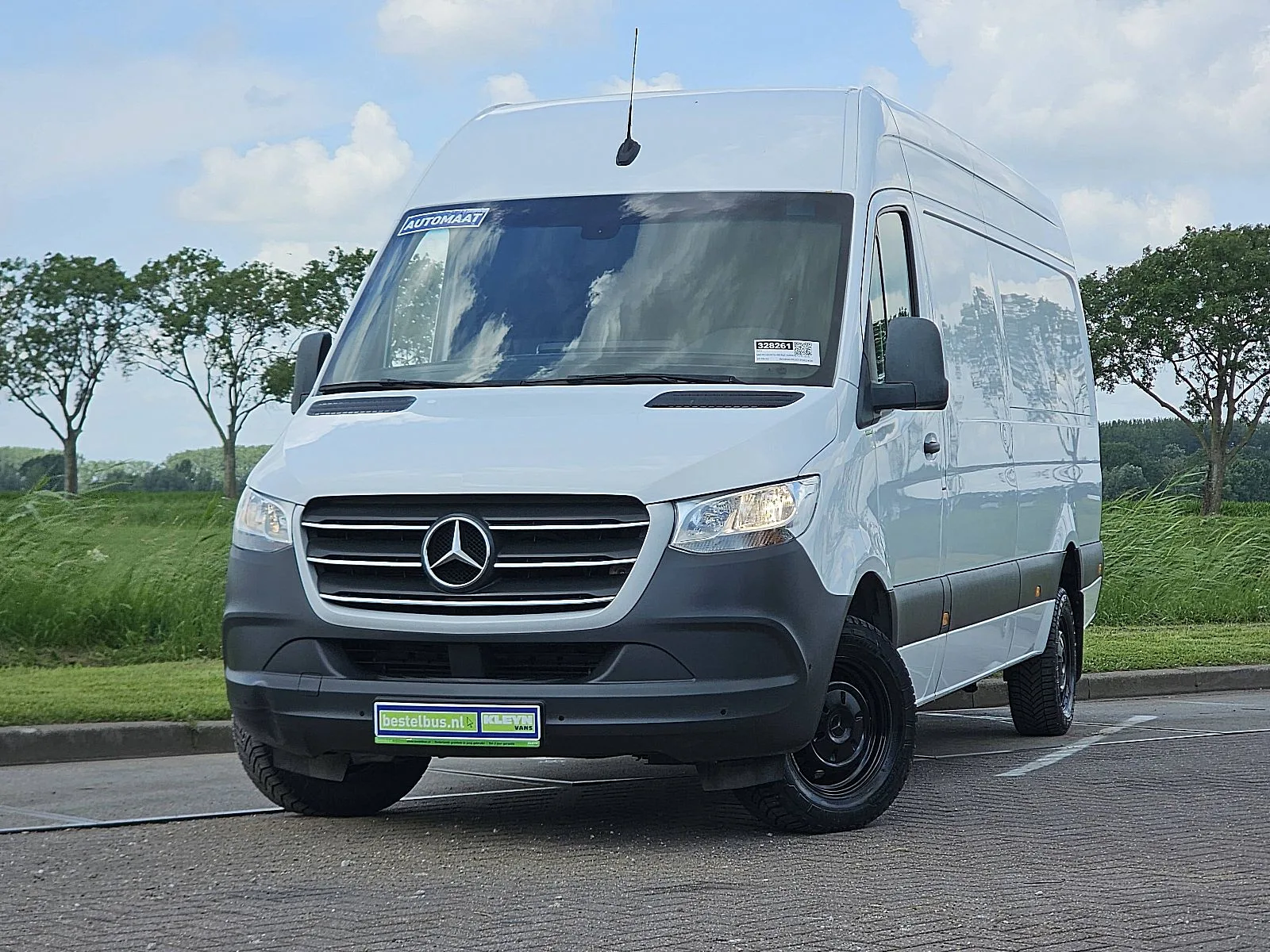 Mercedes-Benz Sprinter (2018) — foto 1