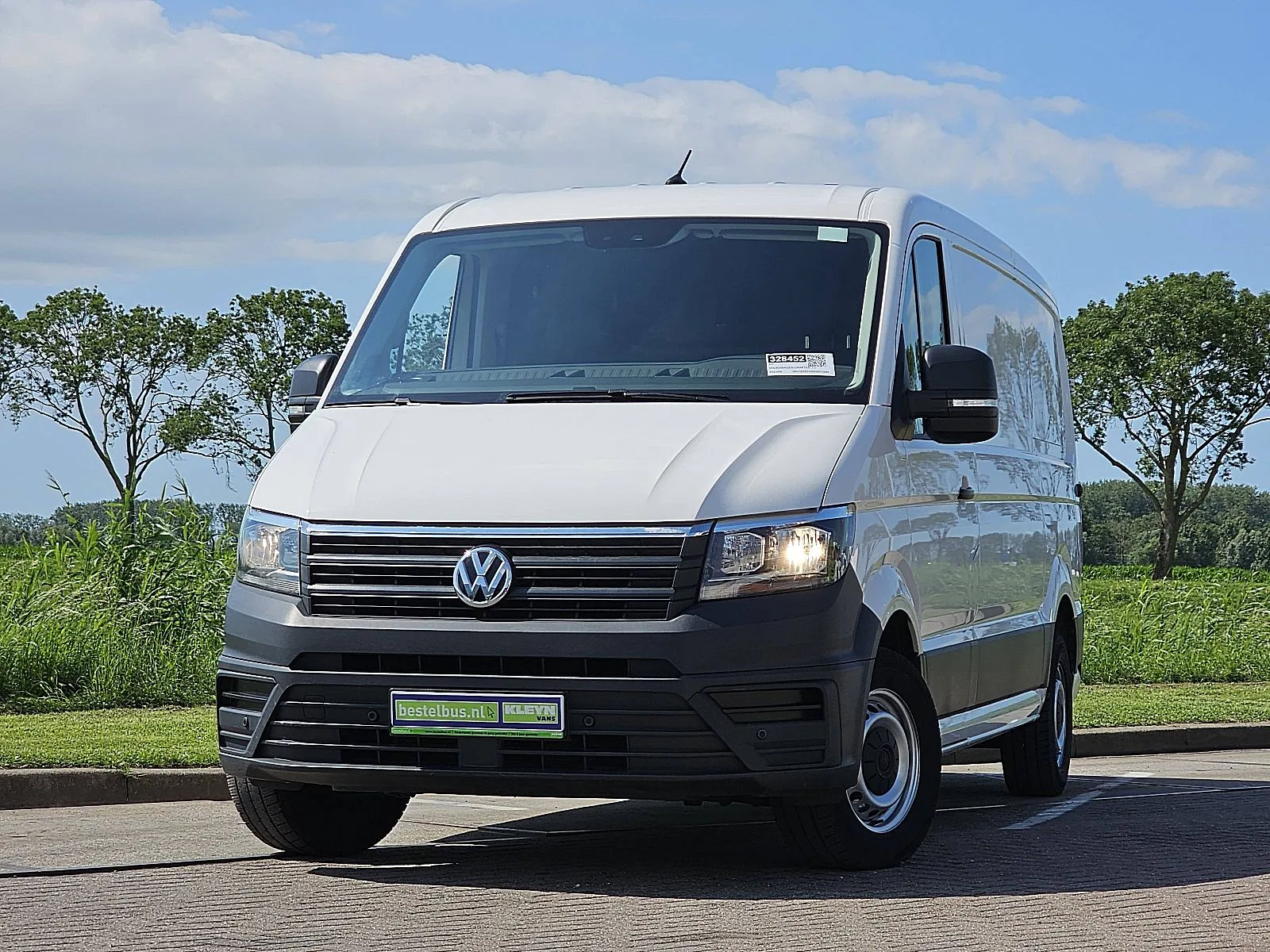 Volkswagen Crafter (2021) — foto 1