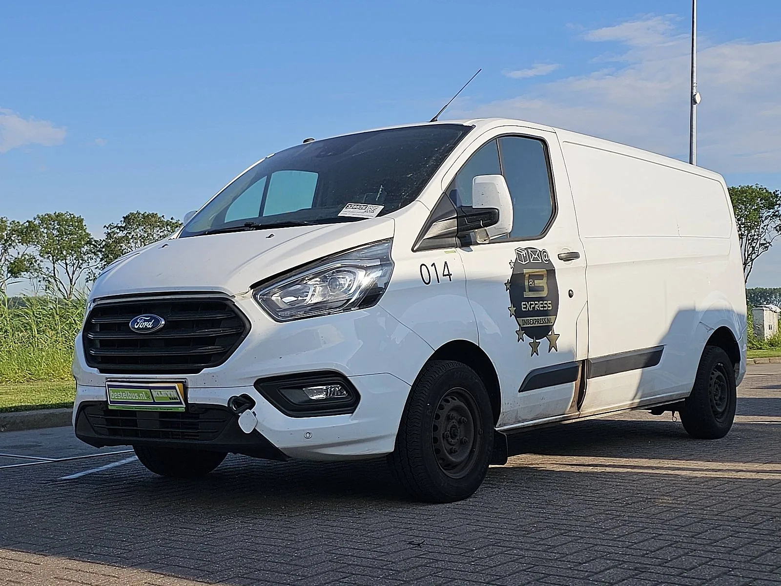 Ford Transit (2018) — foto 1