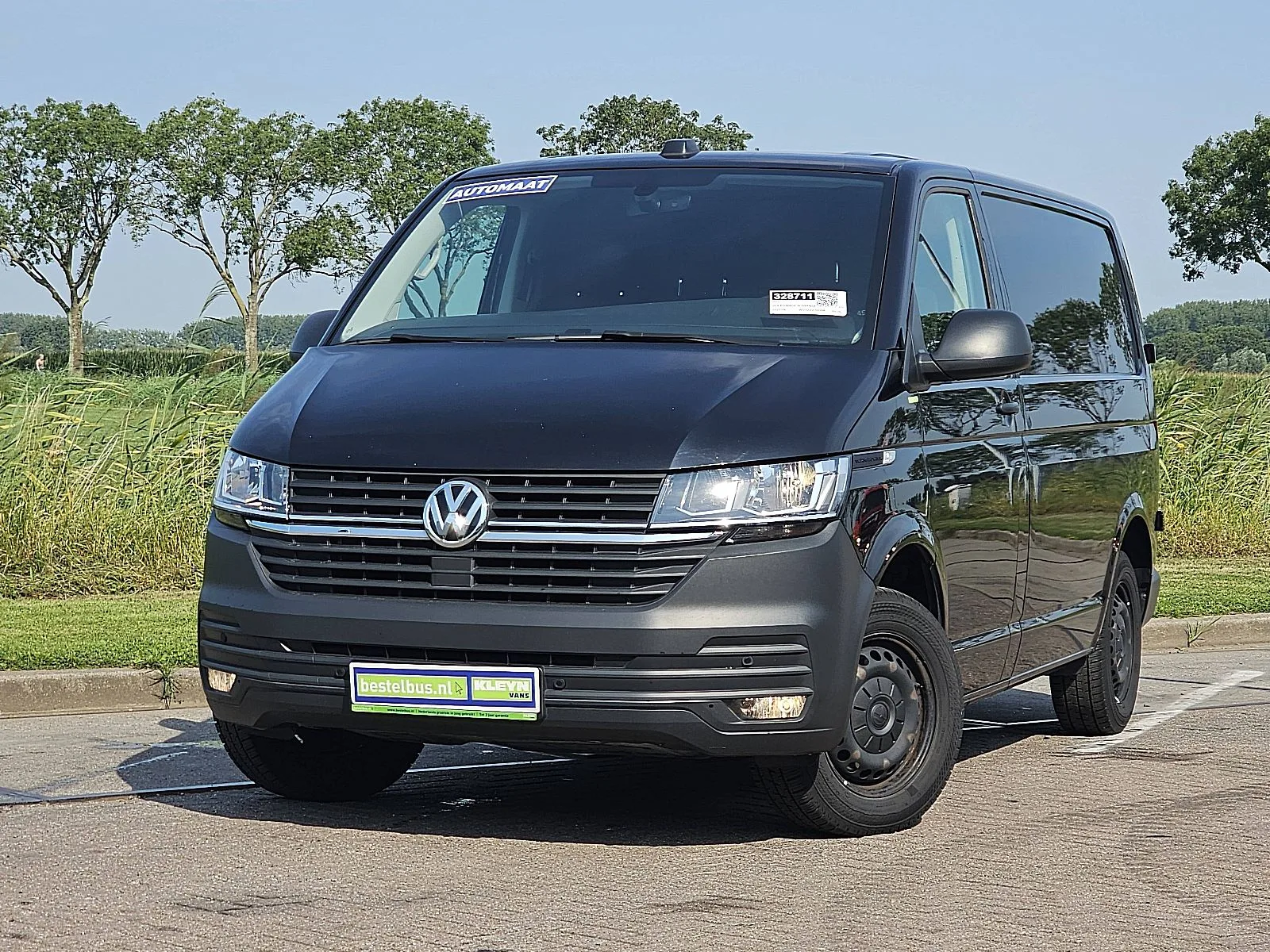 Volkswagen Transporter (2021) — foto 1