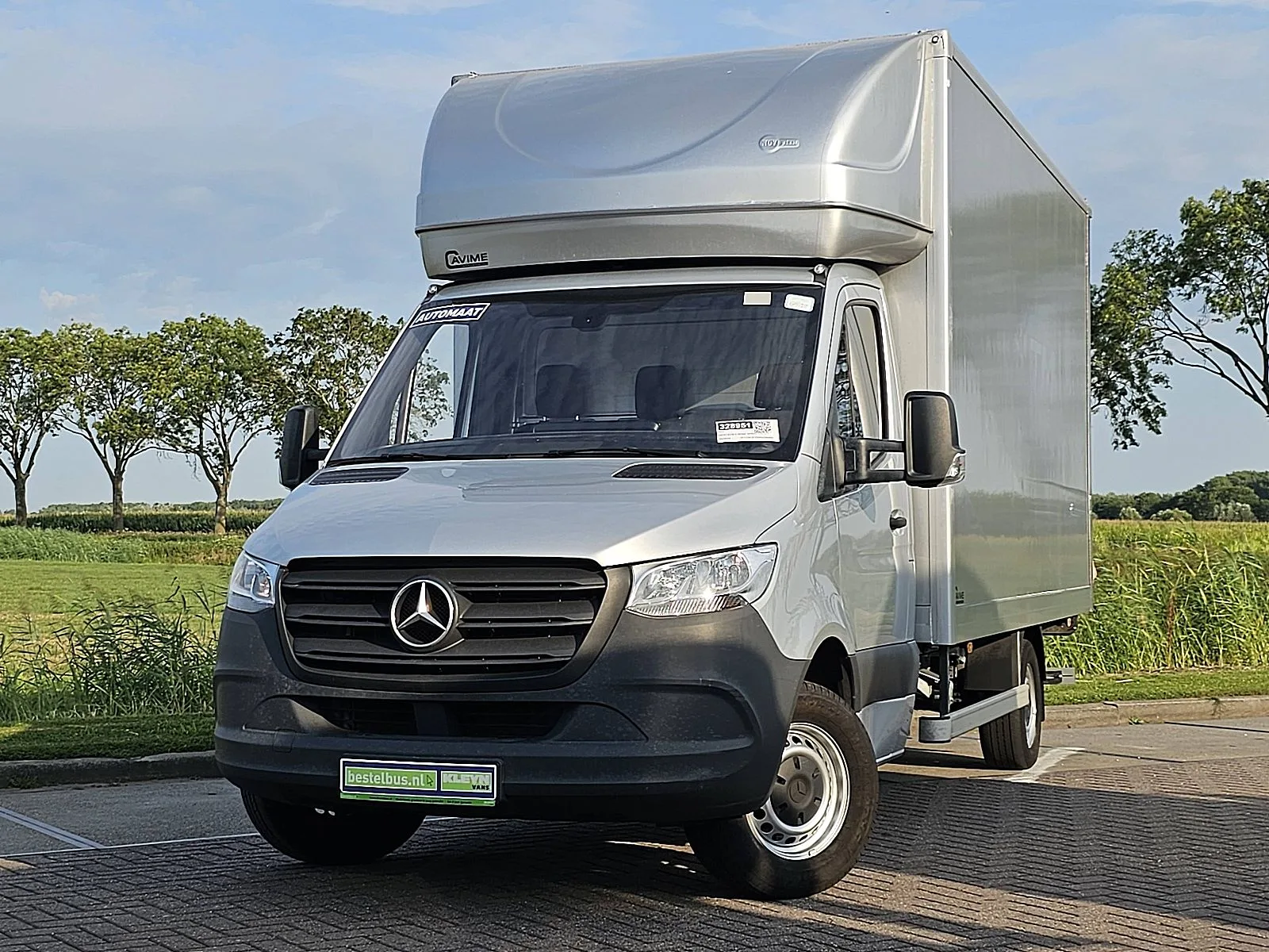 Mercedes-Benz Sprinter (2024) — foto 1