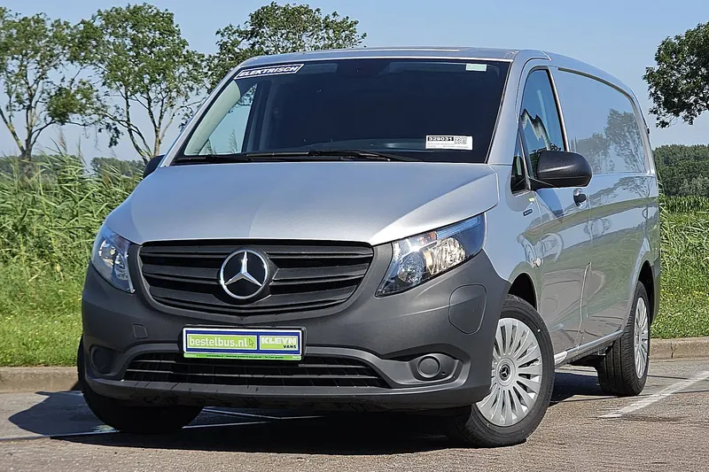 Mercedes-Benz eVito (2024)