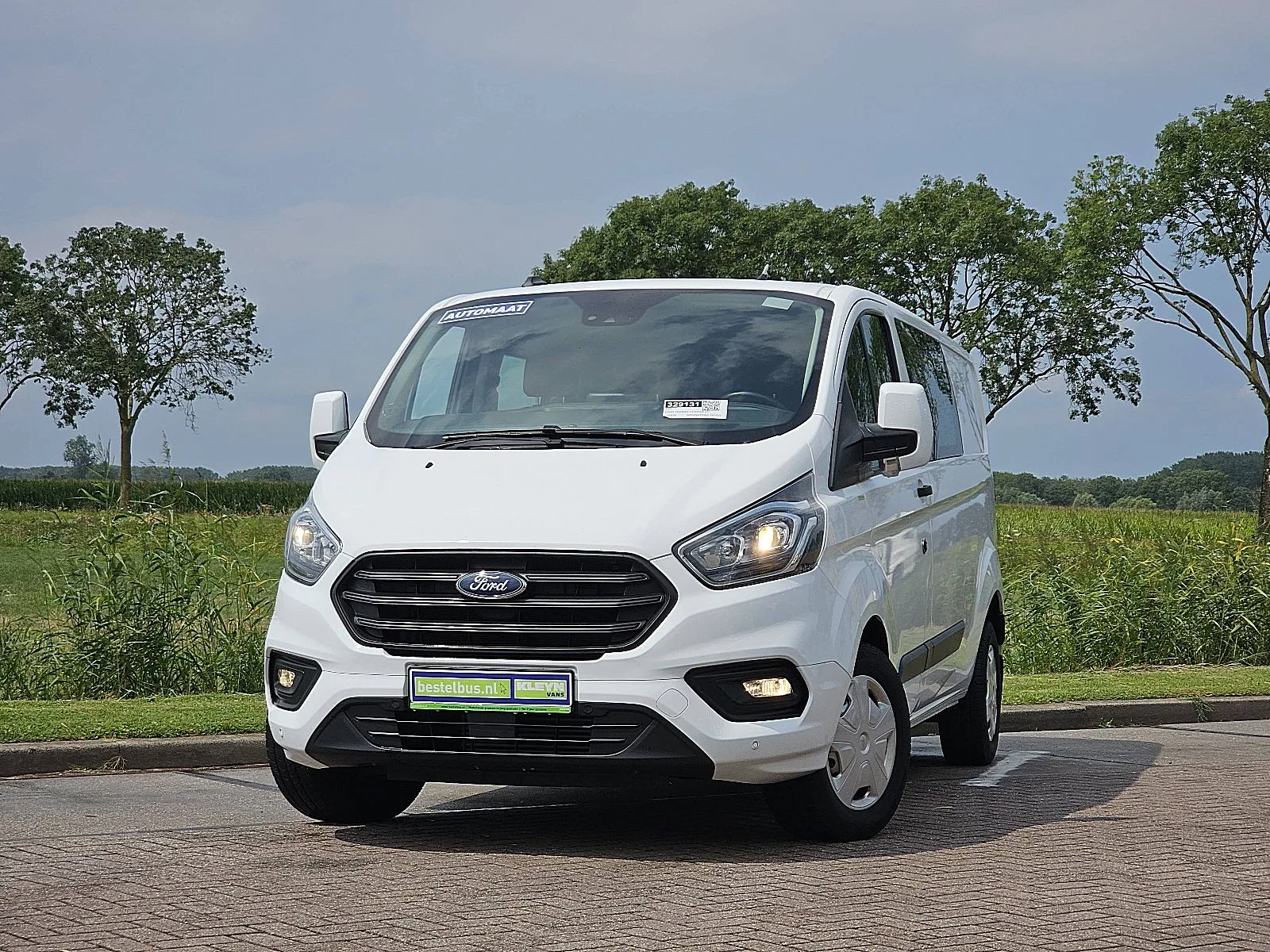 Ford Transit (2021) — foto 1
