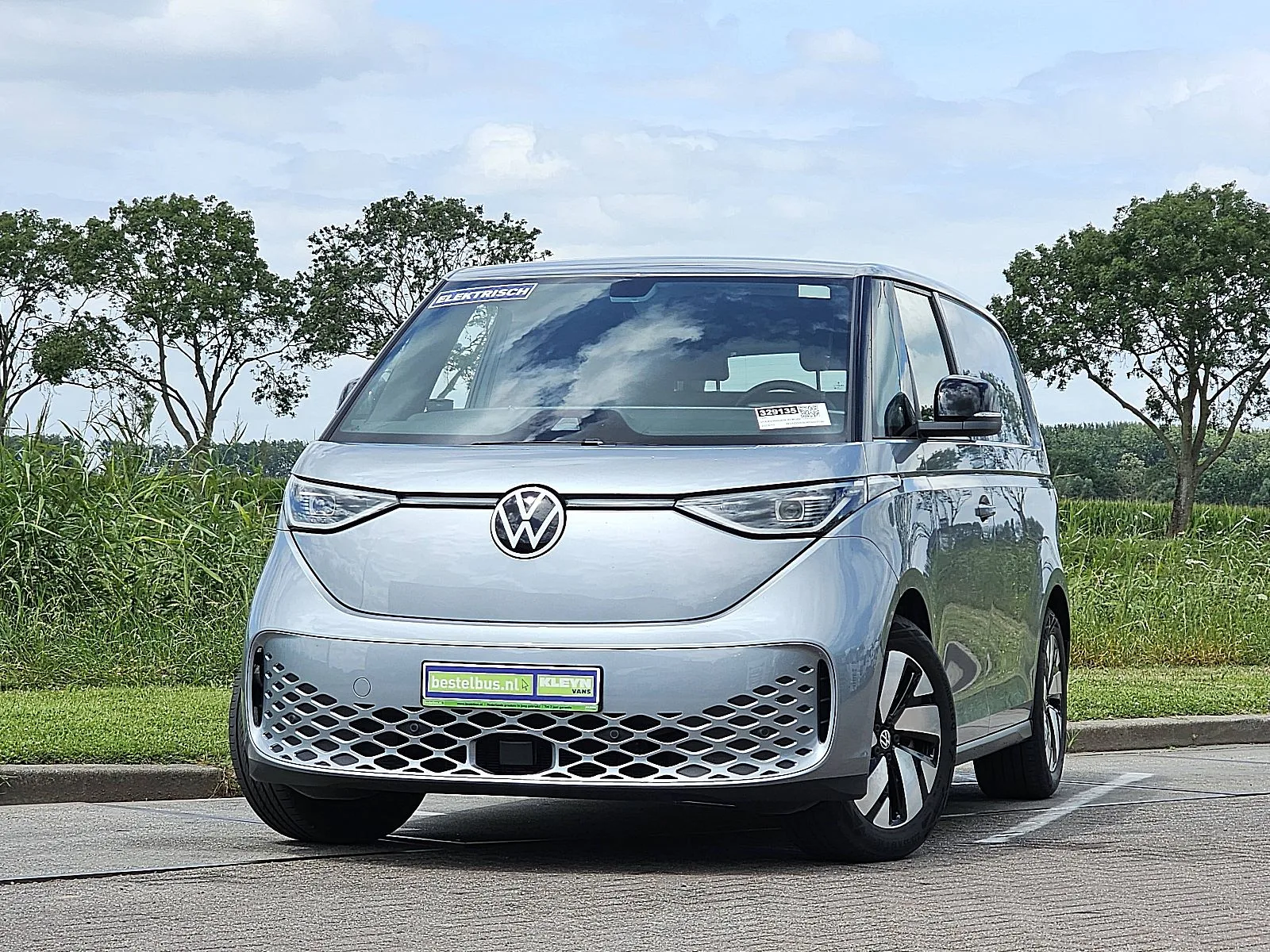 Volkswagen Id (2023) — foto 1