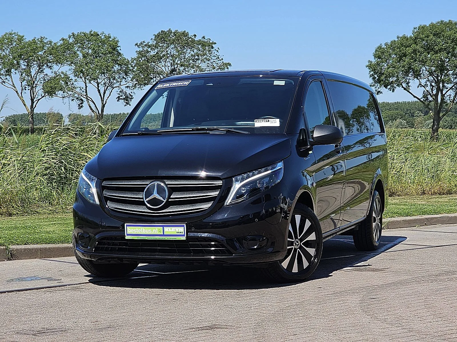 Mercedes-Benz eVito (2025) — foto 1