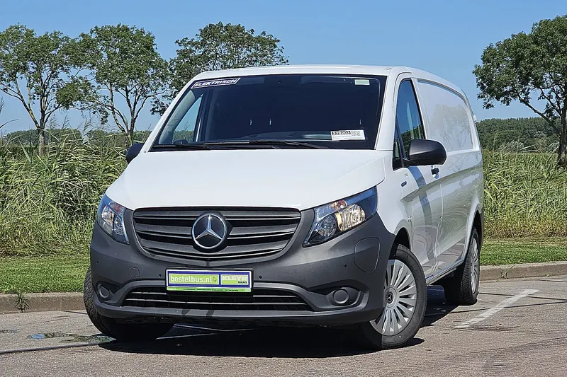 Mercedes-Benz eVito (2024)